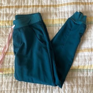 XS Figs Caribbean blue Zamora scrub pants